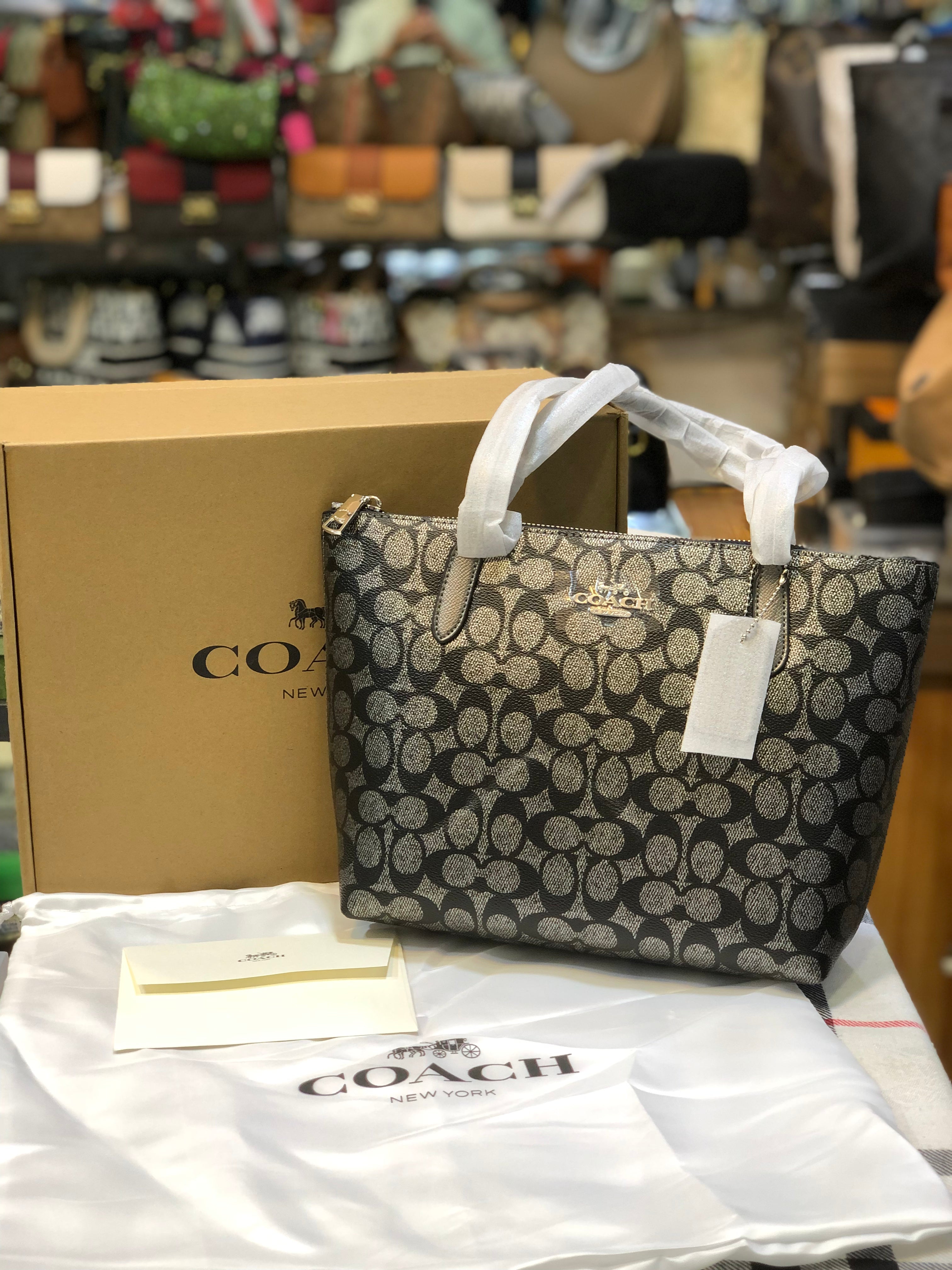 Coach medium bag