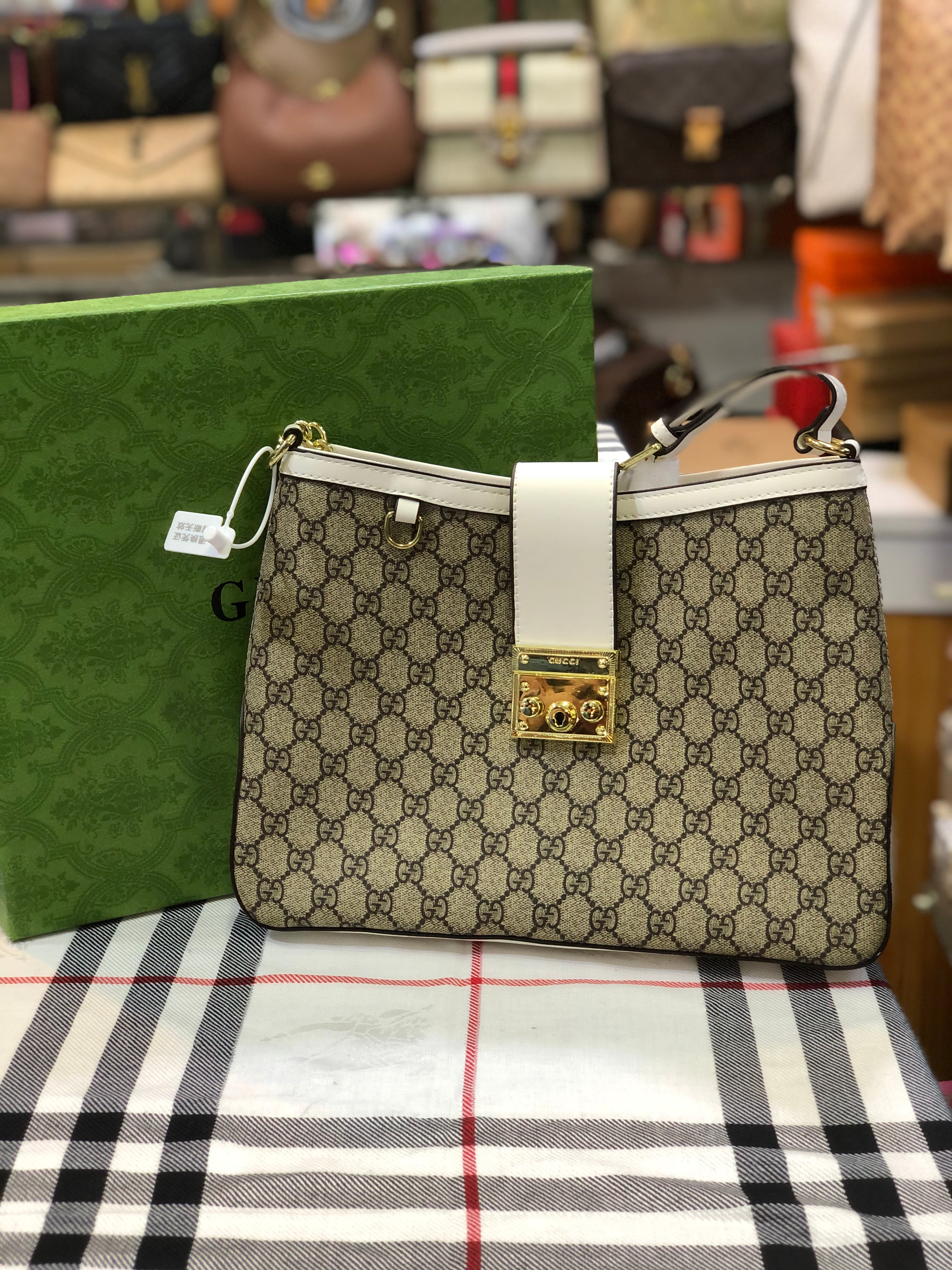 Gucci shoulder bag