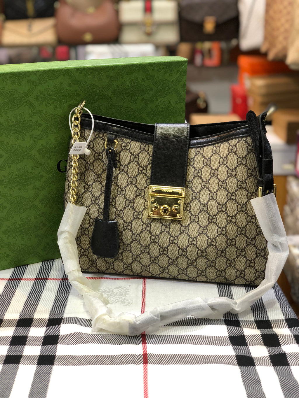 Gucci shoulder bag
