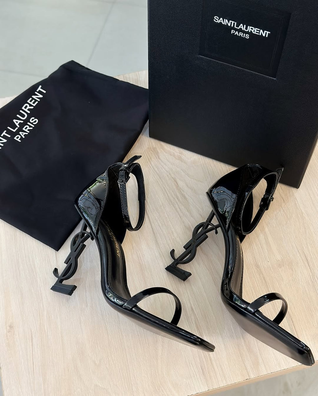 Ysl heel